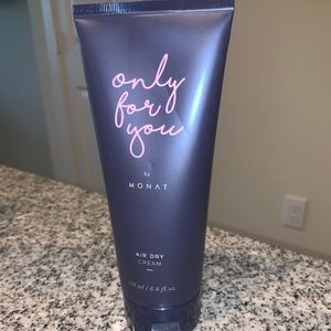Monat air dry hair cream